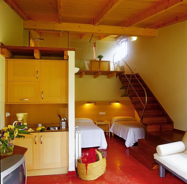 Bungalow Camping Los Manzanos Санта-Круз-де-Олейрос Номер фото
